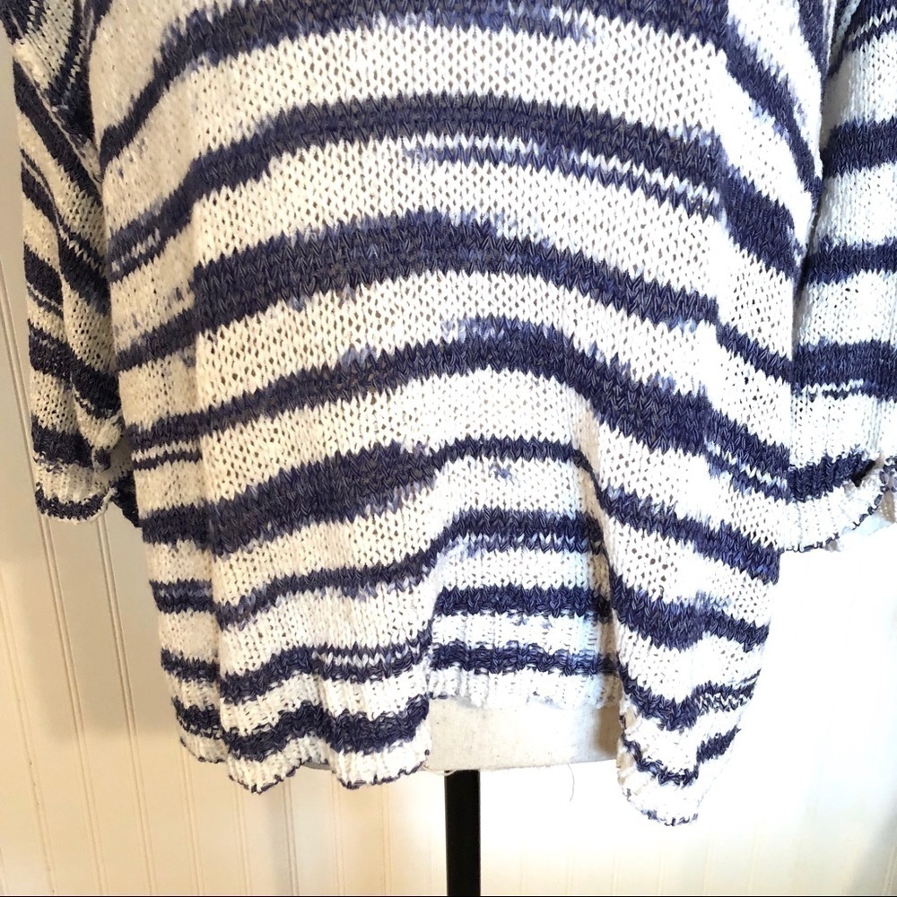 ROMEO + JULIET Couture Striped Crop Sweater - Picture 2 of 6